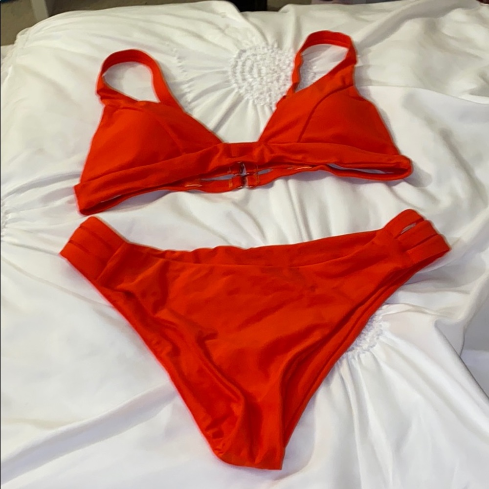 Bathing suit